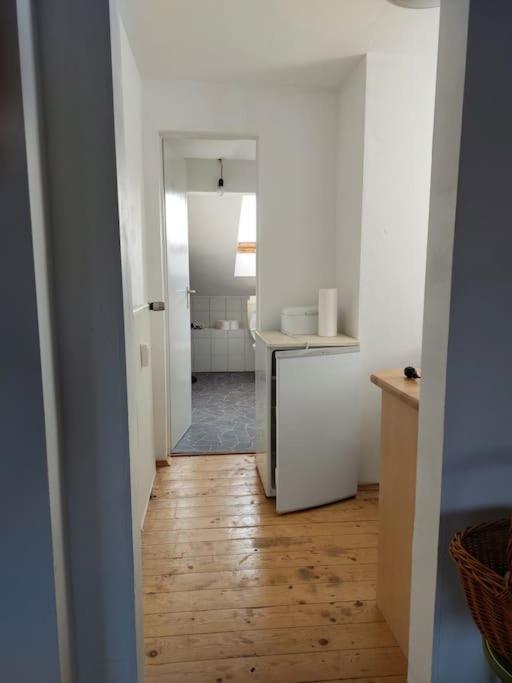 Helle Ruhige Zimmer Zu Vermieten Kassel Exterior photo